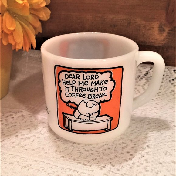 Federal White Milk Glass Ziggy Mug